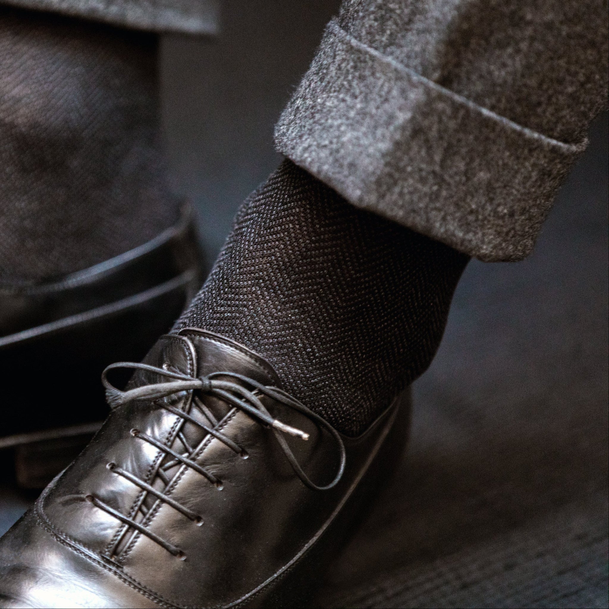 100 cotton dress socks for men Black & gray herringbone in lisle - - High golden era Color:Forest River White & Blue Ditsy From left to right