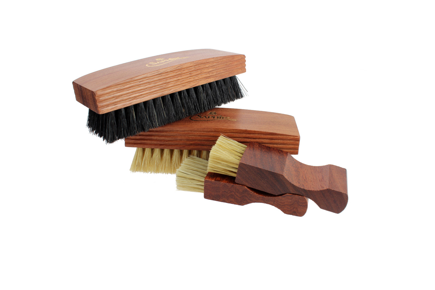 Quelles brosses pour l’entretien de ses chaussures ? Revue des différentes brosses