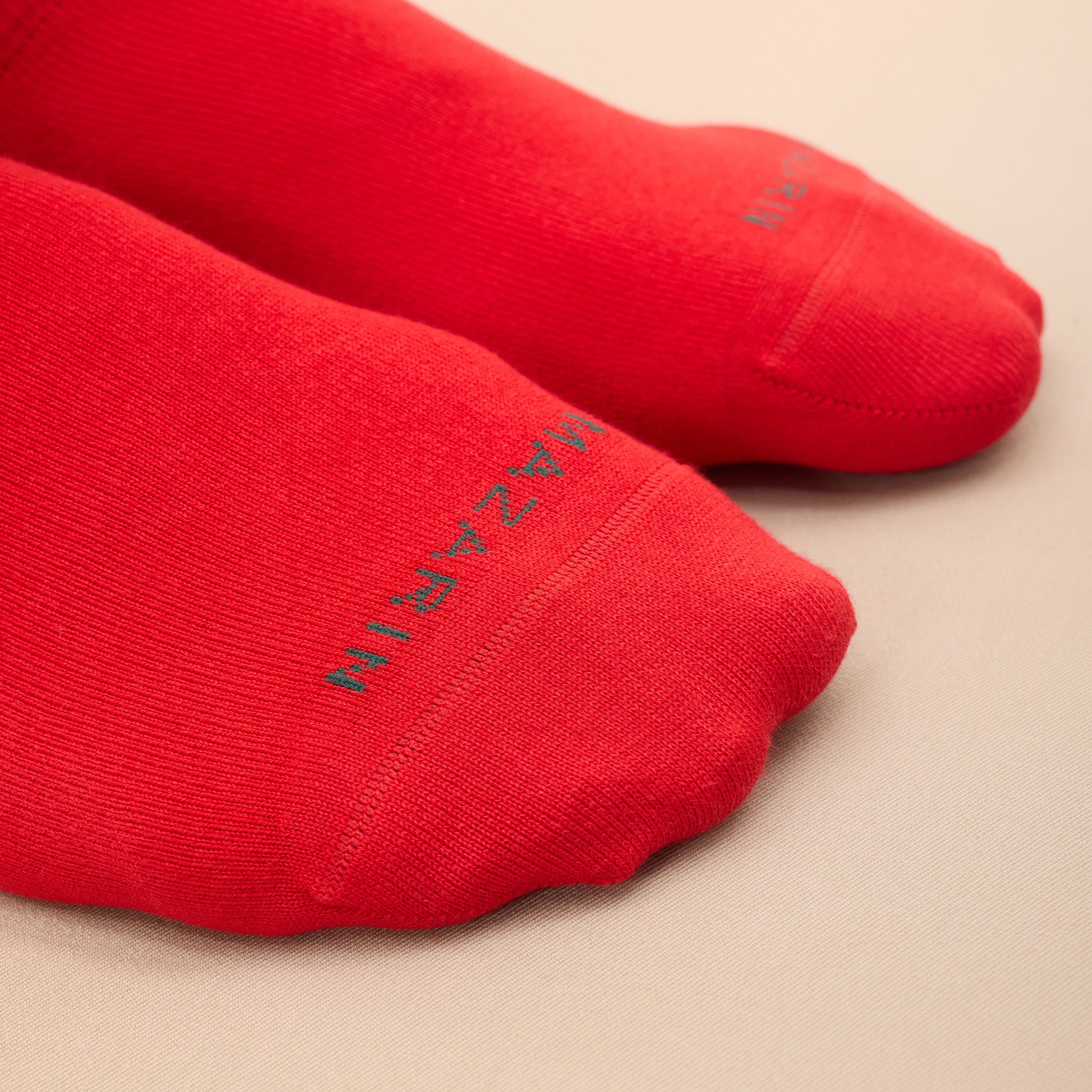 Bright Red - Sneakers