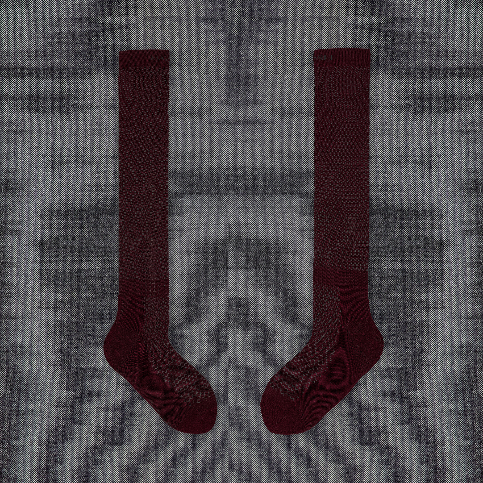 Bordeaux & Grau - Reiten - Wolle & Seide