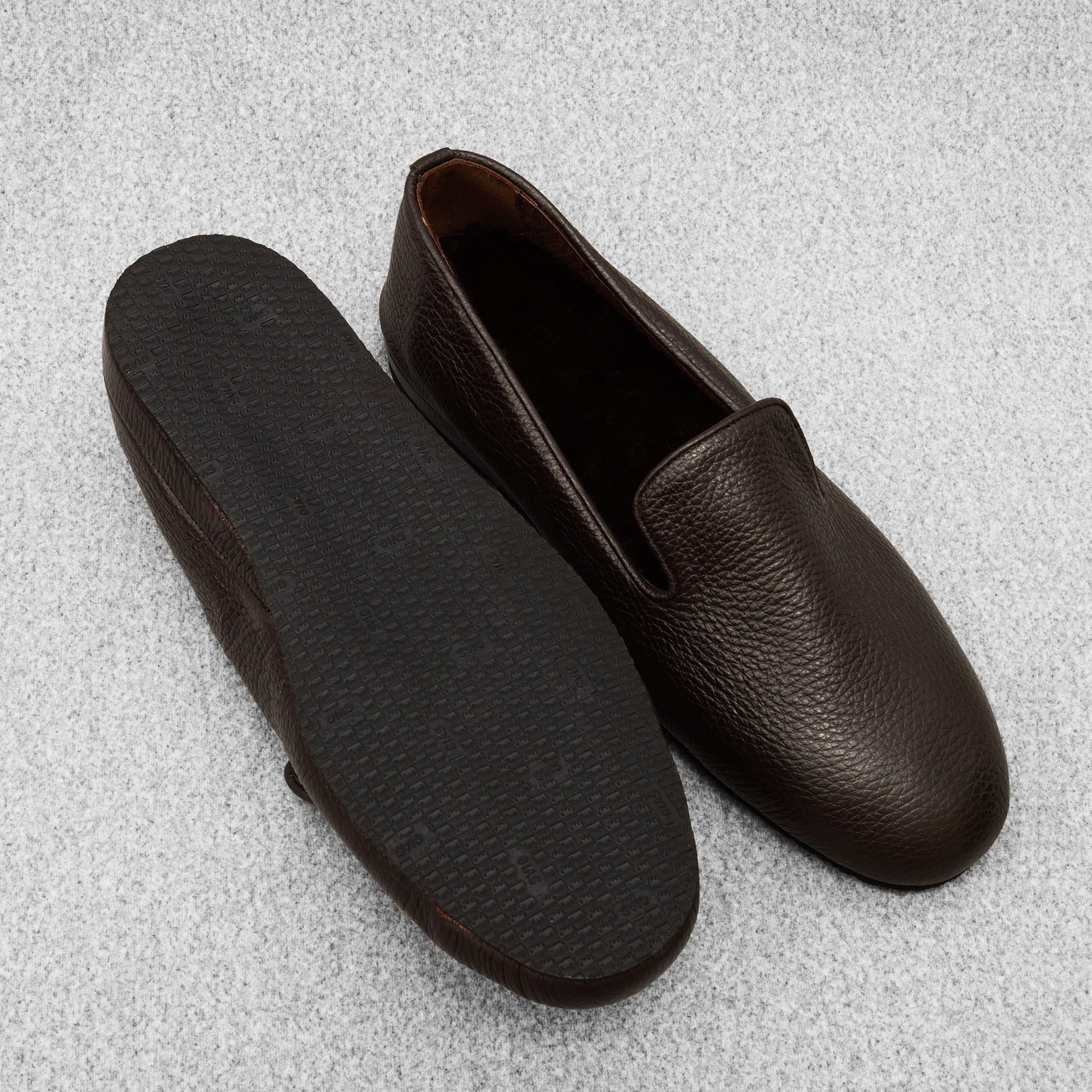 Chaussons marron foncé fourrés - Cuir grainé
